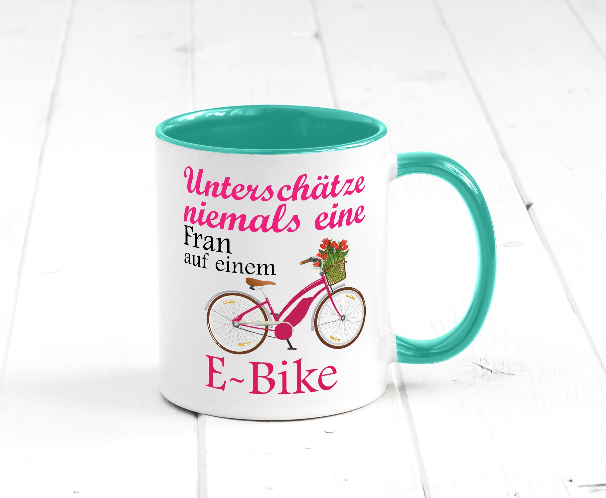 Unterschätze niemals eine Frau | E-Bike Sport Rad fahren lustig Humor