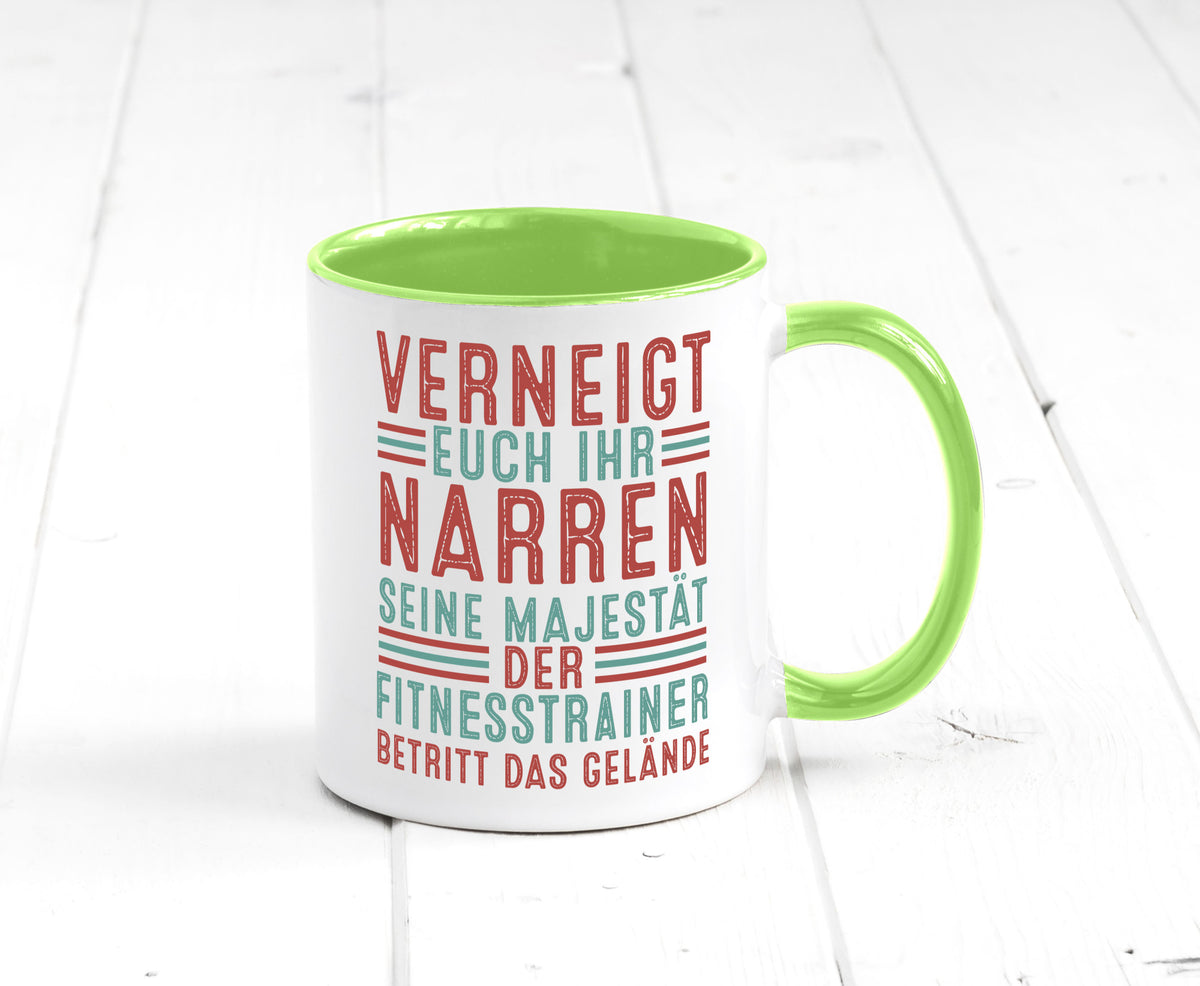 Verneigt euch: Fitnesstrainer | Personal Trainer v2 lustig Humor Geschenkidee Tasse