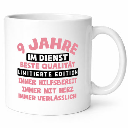 9 Jahre im Dienst | Jubiläum Arbeit v11 Humor Kollegen Büro Geschenkidee Tasse