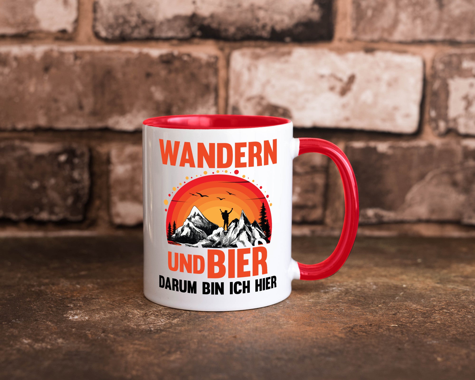 Wandern und Bier darum bin ich hier | lustiger Spruch Geschenk Humor