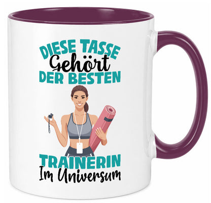 Im Universum: Trainerin | Sportverein Humor lustig Geschenkidee Geschenk Tasse
