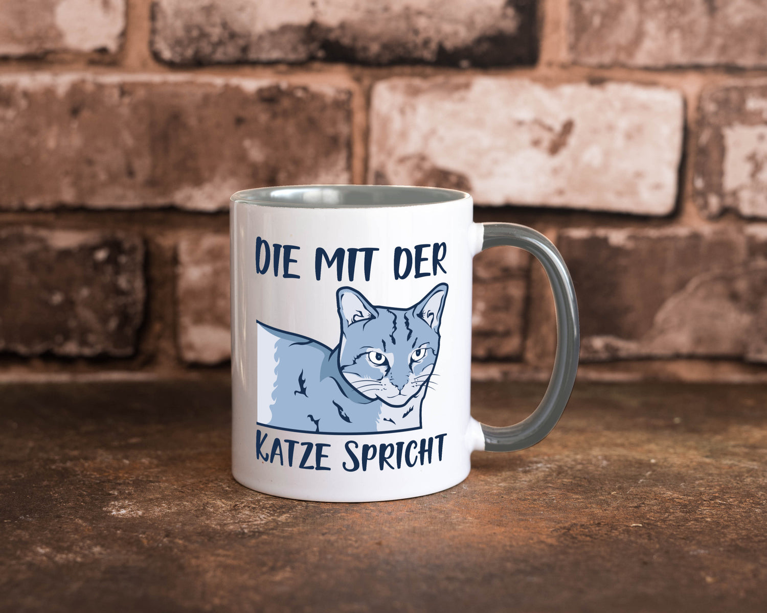 Die mit der Katze spricht | Humor Tierliebhaber Geschenkidee Tasse