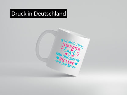 Gleichzeitig Engel und Krankenschwester | Herzschlag Humor Geschenkidee Tasse