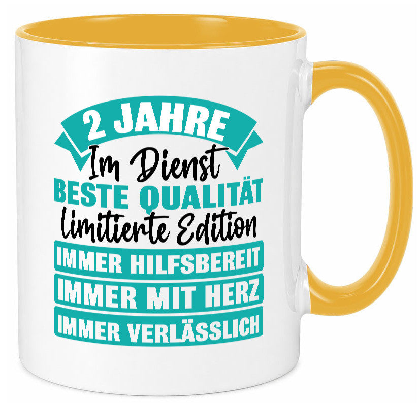 2 Jahre im Dienst | Jubiläum Arbeit v2 Geschenk Kollegen Büro lustiger Spruch Tasse