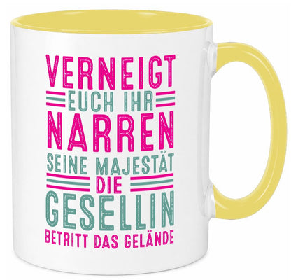 Verneigt euch: Gesellin | Handwerkerinnen v2 lustig Humor Geschenkidee Geschenk Tasse