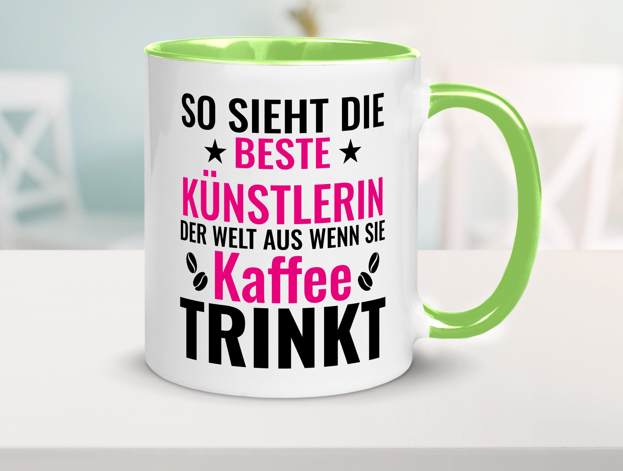 Kaffee trinkt: Künstlerin | Kunst Geschenk Humor Geschenkidee lustiger Spruch