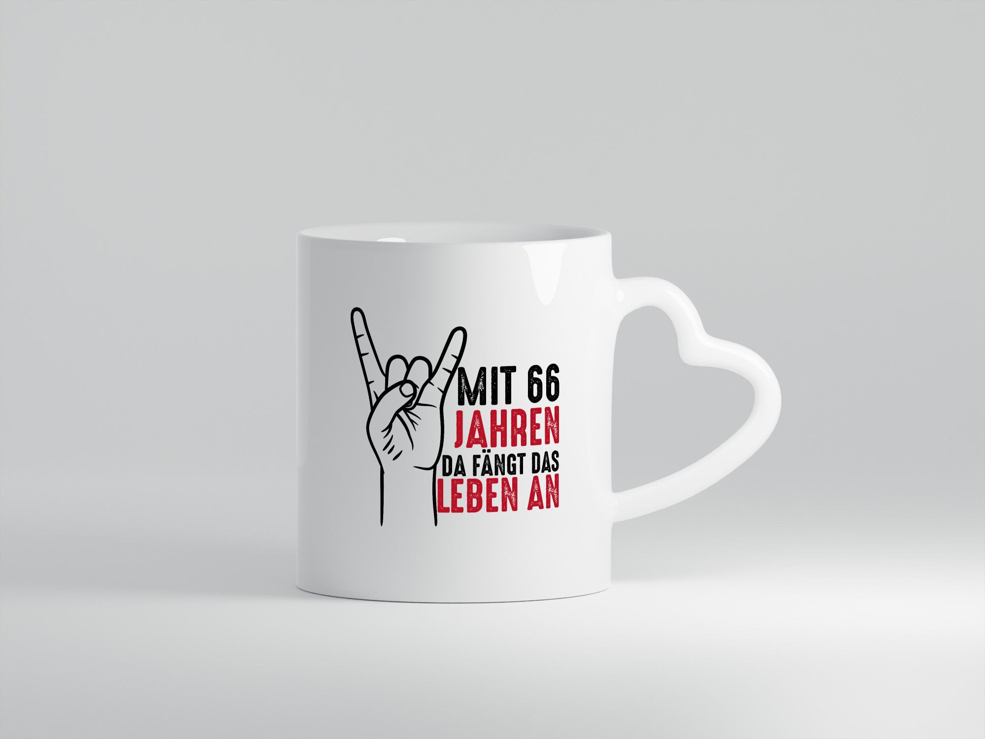 66. Geburtstag | mit 66 fängt das leben an. Jahre Geschenkidee Humor Tasse