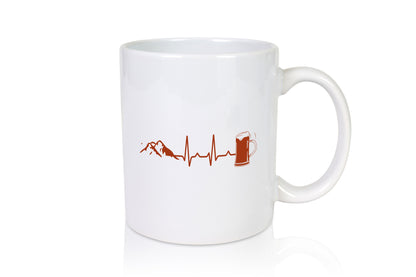 Berge und Bier | Wandern Wanderer Biertrinken Geschenkidee Humor Tasse
