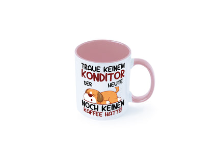 Traue keinem Konditor | Konditorei Humor Geschenkidee Tasse