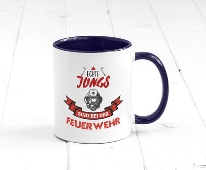 Echte Jungs sind bei der Feuerwehr | Feuerwehrmann lustiger Spruch Geschenk Tasse