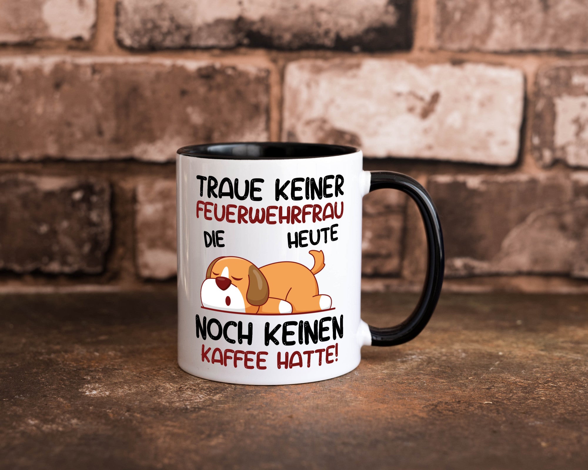Traue keiner Feuerwehrfrau | Feuerwehr lustig Humor Geschenkidee Geschenk Tasse