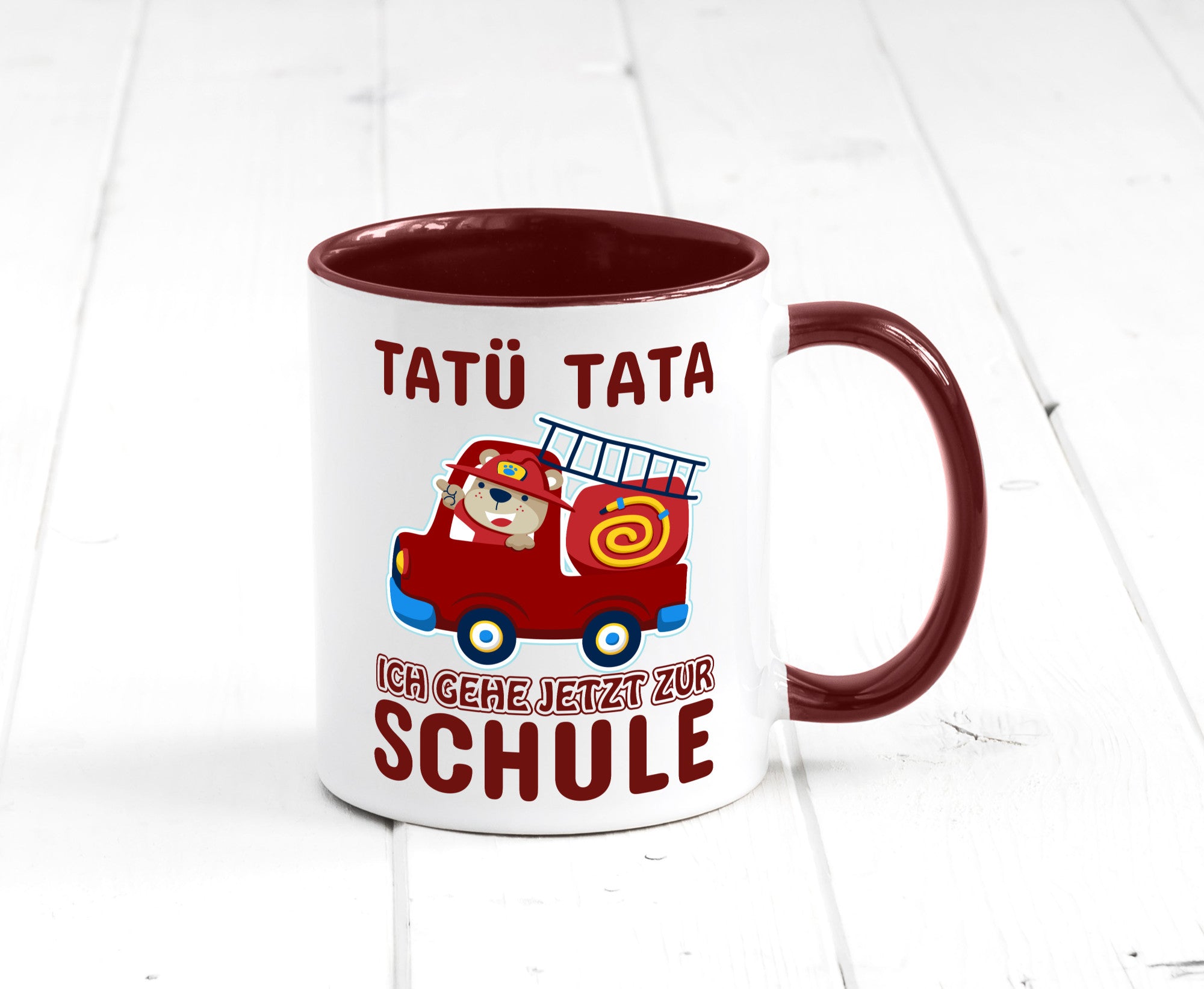 Bär in Feuerwehrauto | Tatü Tata Einschulung Tasse Humor Geschenkidee
