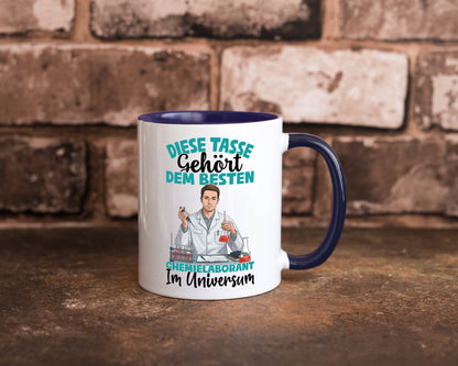 Im Universum: Chemielaborant | Laborant Chemie Humor Geschenkidee Tasse