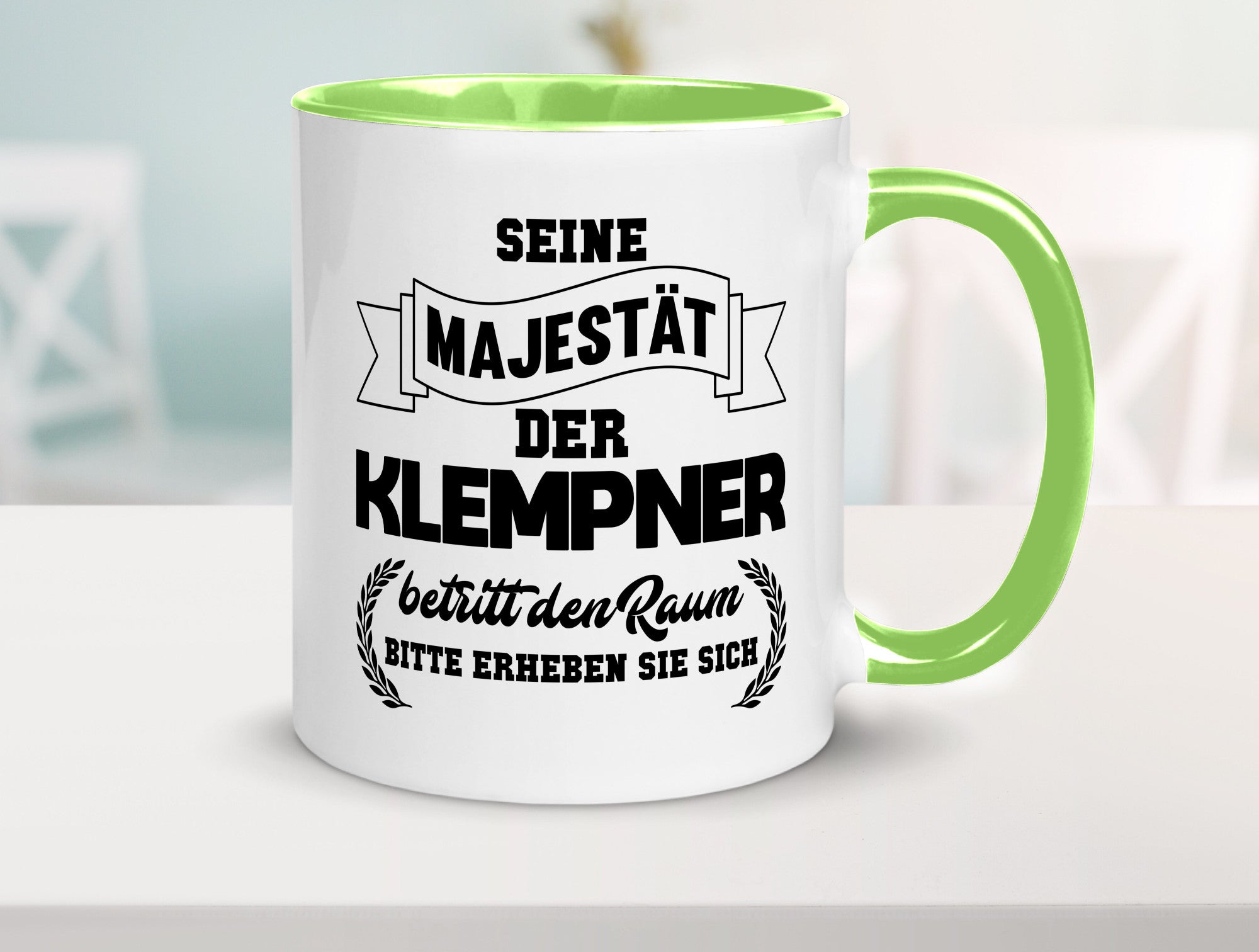 Der Klempner betritt den raum | Geschenk Humor Geschenkidee lustiger Spruch