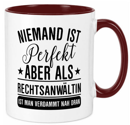 Verdammt nah dran: Rechtsanwältin | Jurstin Anwältin lustiger Spruch Geschenk