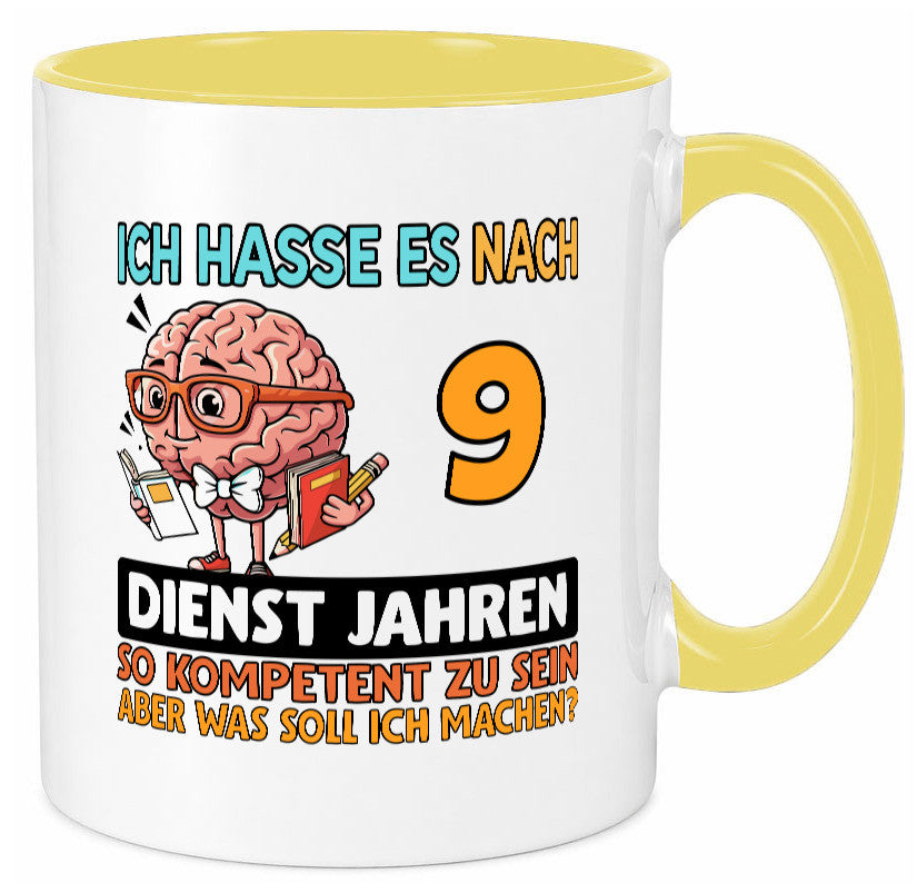 9 Dienstjahre | Arbeit Kompetent Humor Kollegen Büro Geschenkidee Tasse