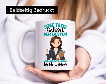 Im Universum: Versicherungskauffrau | Kauffrau lustig Humor Geschenkidee