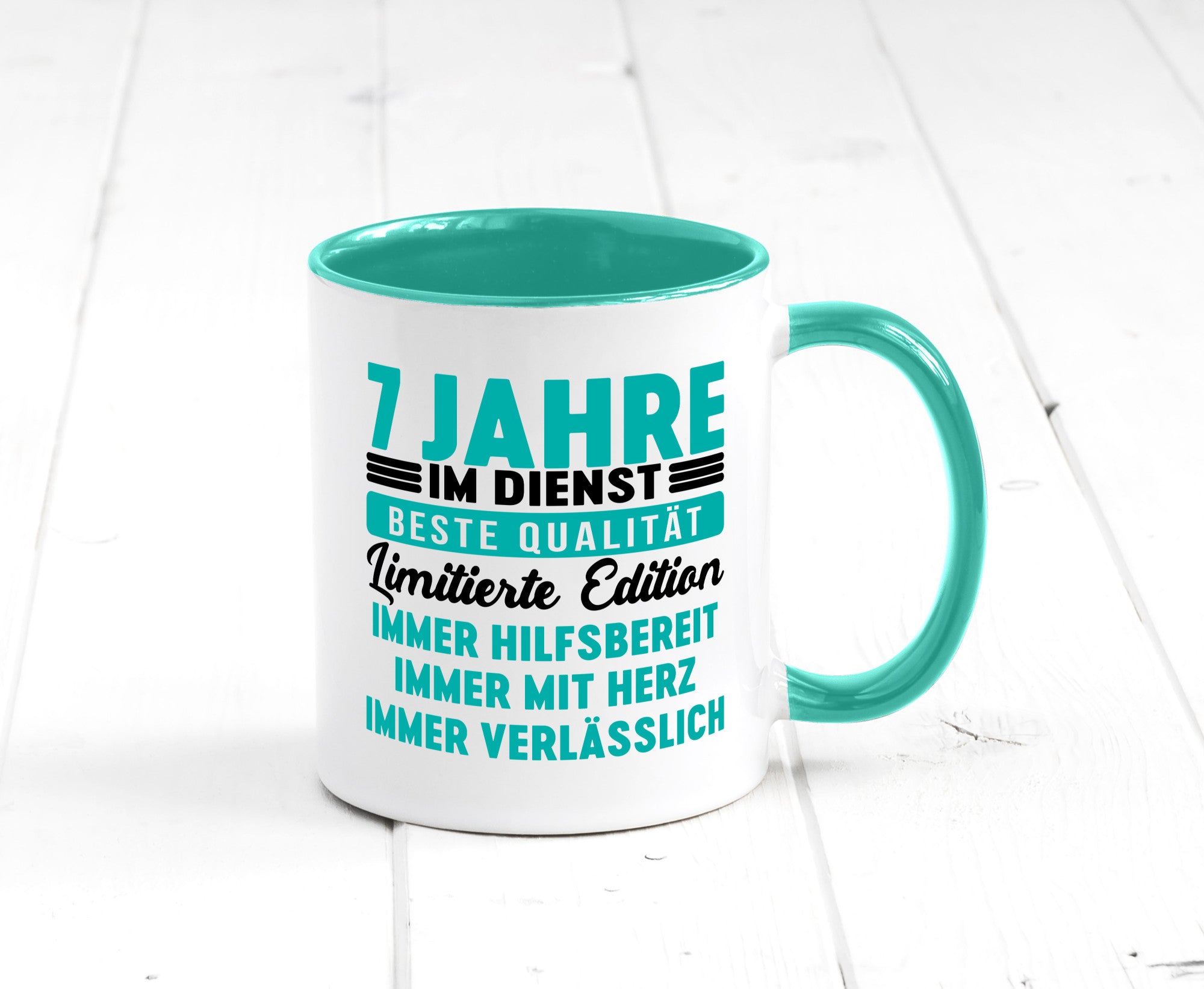 7 Jahre im Dienst | Jubiläum Arbeit v5 Humor Kollegen Büro Geschenkidee Tasse