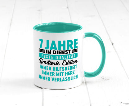 7 Jahre im Dienst | Jubiläum Arbeit v5 Humor Kollegen Büro Geschenkidee Tasse