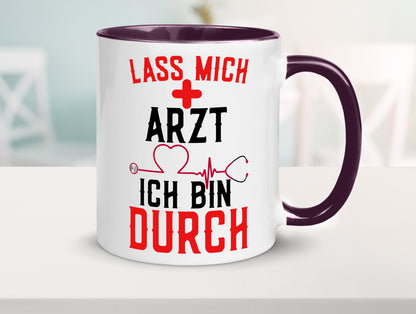 Arzt | Lass mich durch Herz Doktor Krankenhaus Puls Humor Geschenkidee Tasse