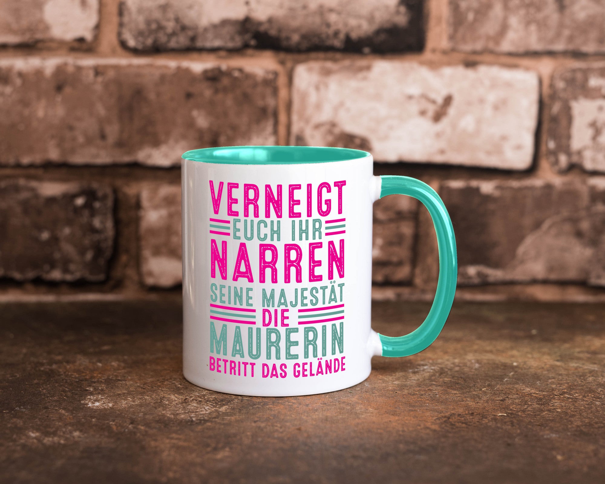 Verneigt euch: Maurerin Humor Geschenkidee Tasse