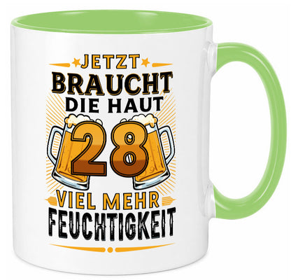 28 braucht die haut mehr Feuchtigkeit | 28. Geburtstag Humor Geschenkidee Tasse