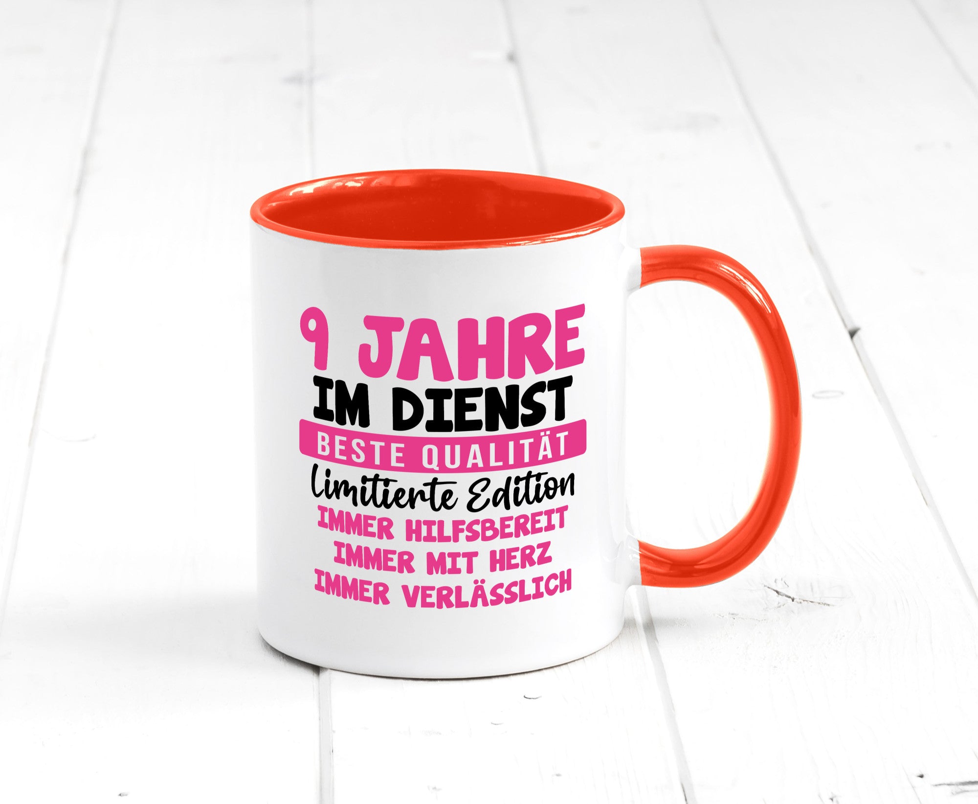 9 Jahre im Dienst | Jubiläum Arbeit v10 Geschenkidee Kollegen Büro Humor Tasse