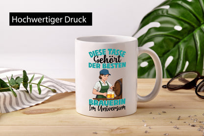 Im Universum: Brauerin | Bier Brauerei lustiger Spruch Geschenk Humor
