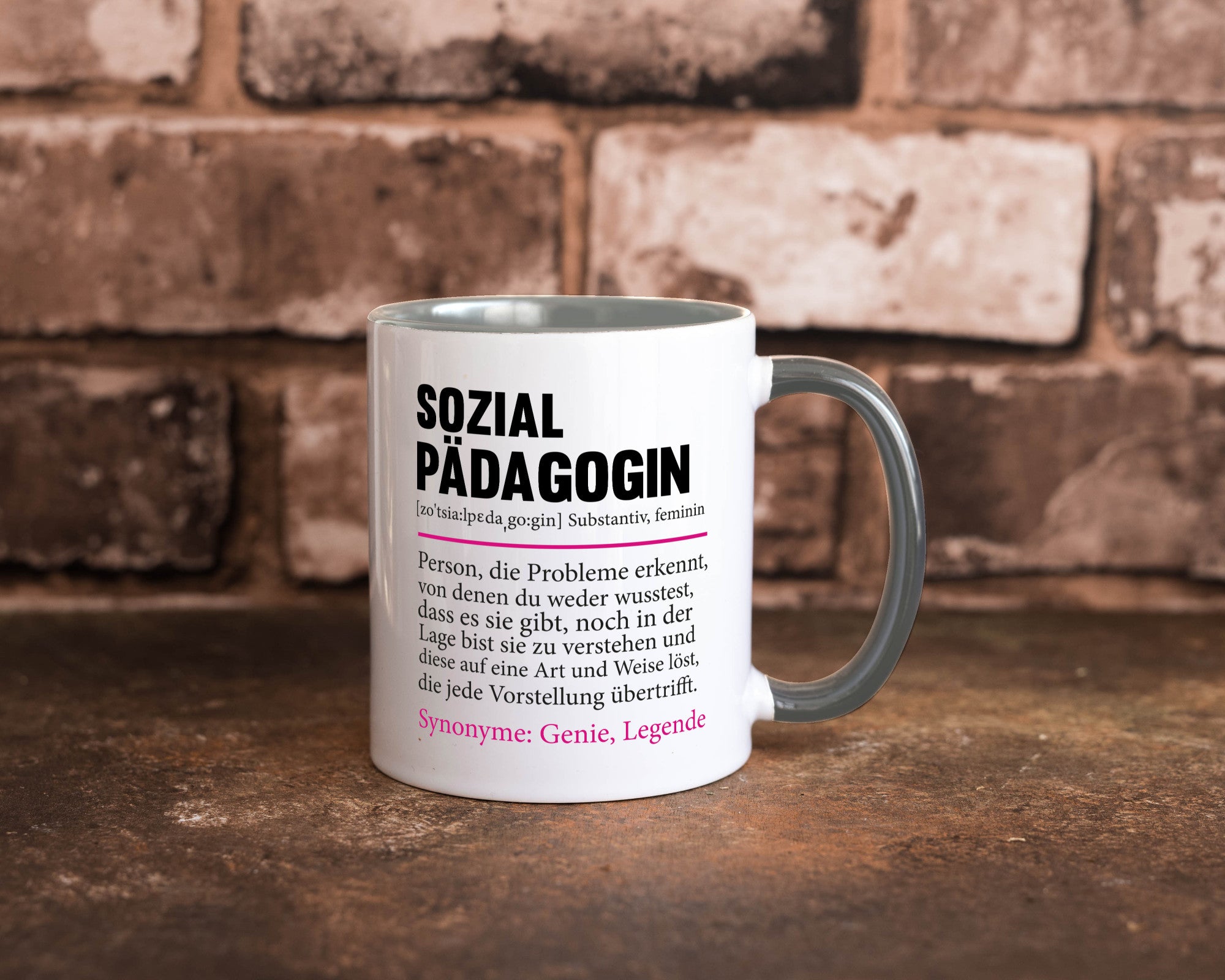 Sozialpädagogin | Spruch lustig Humor Pädagogin v2 Geschenkidee Geschenk Tasse