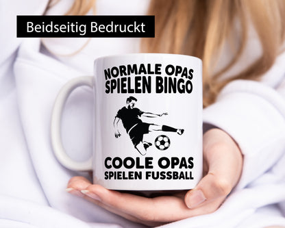 Normale Opas spielen Bingo, coole Fußball | Spieler Geschenkidee Familie Humor