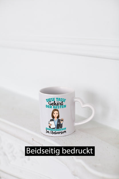 Im Universum: Fahrlehrerin| Fahrschule lustig Humor Geschenkidee Geschenk Tasse