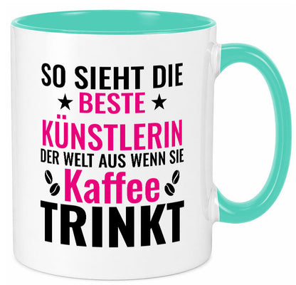 Kaffee trinkt: Künstlerin | Kunst Geschenk Humor Geschenkidee lustiger Spruch