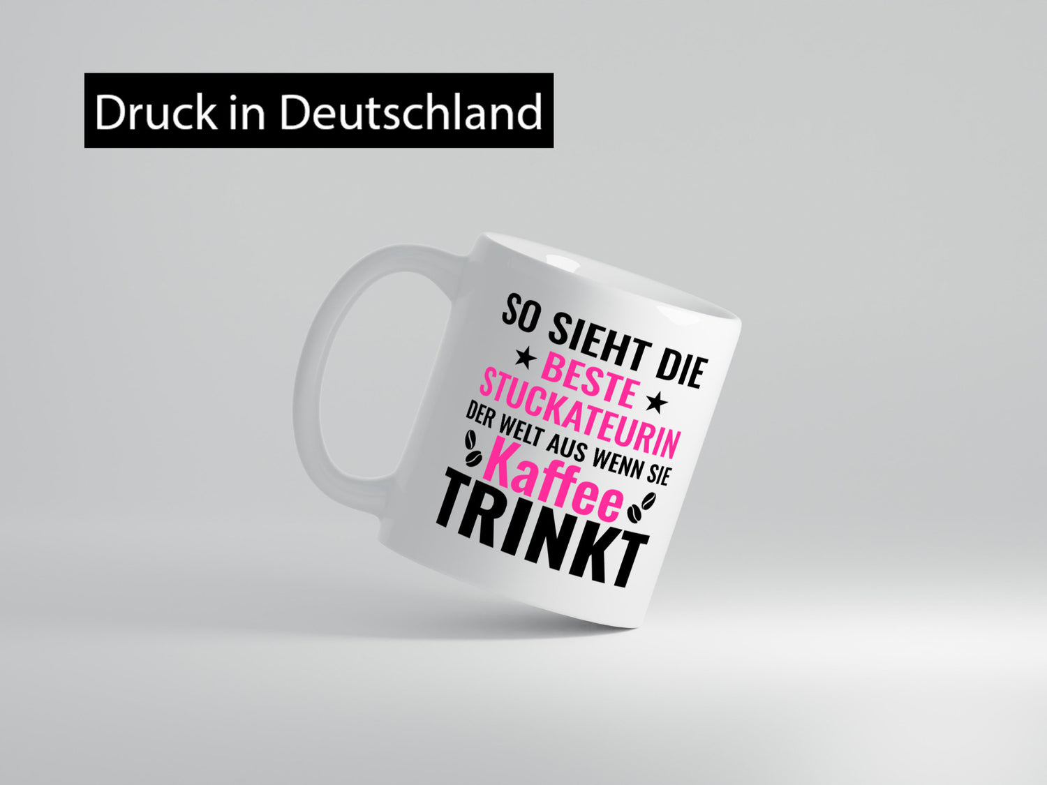Kaffee trinkt: Stuckateurin | Innenausbau Geschenk Humor Geschenkidee lustiger
