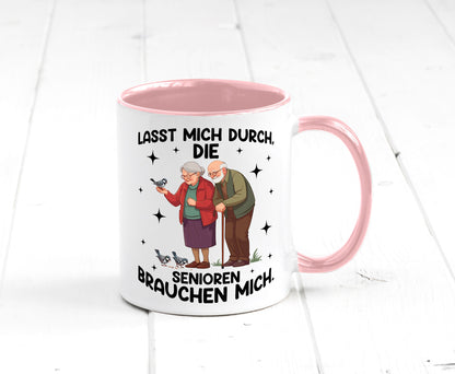 Senioren brauchen mich | Altenpflege Pflegekraft lustiger Spruch Geschenk Humor