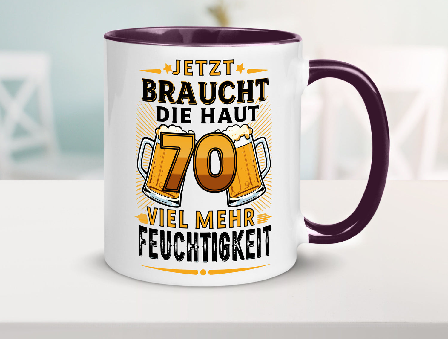 70 braucht die haut mehr Feuchtigkeit | 70. Geburtstag Humor Geschenkidee Tasse