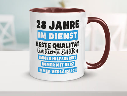 28 Jahre im Dienst | Jubiläum Arbeit v6 lustig Kollegen Büro Geschenk Tasse