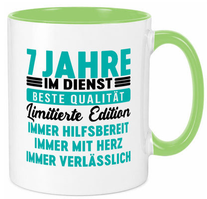 7 Jahre im Dienst | Jubiläum Arbeit v5 Humor Kollegen Büro Geschenkidee Tasse