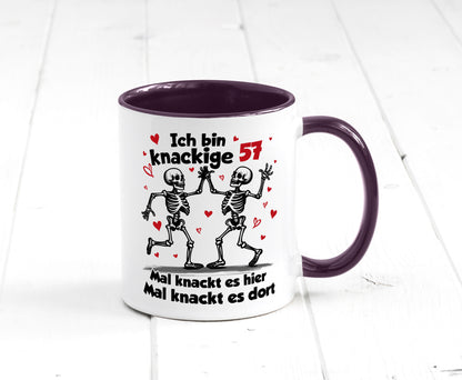 57. Geburtstag | Knackige 57 Ich bin alt lustig Geschenkidee Geschenk Tasse