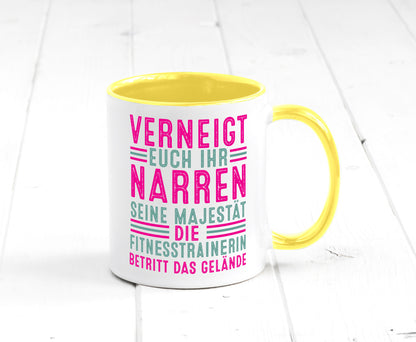 Verneigt euch: Fitnesstrainerin | Trainerin Sport v2 lustig Humor Geschenkidee