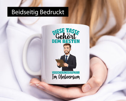 Im Universum: Versicherungskaufmann | Kaufmann lustig Humor Geschenkidee