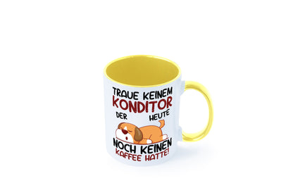 Traue keinem Konditor | Konditorei Humor Geschenkidee Tasse