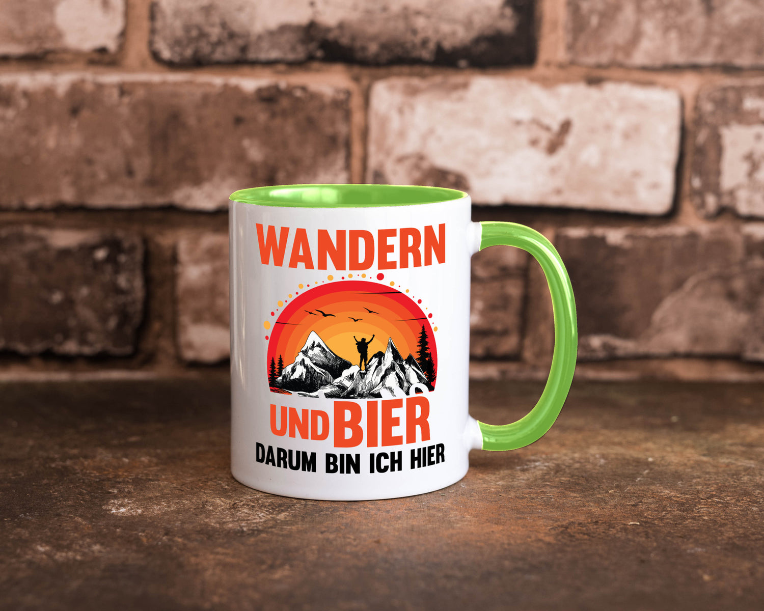 Wandern und Bier darum bin ich hier | lustiger Spruch Geschenk Humor