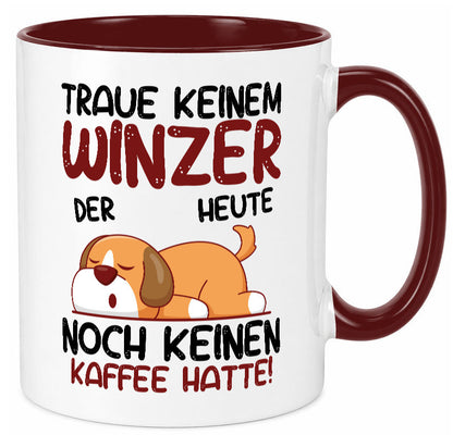 Traue keinem Winzer | Weinbauer Wein Geschenkidee Humor Tasse