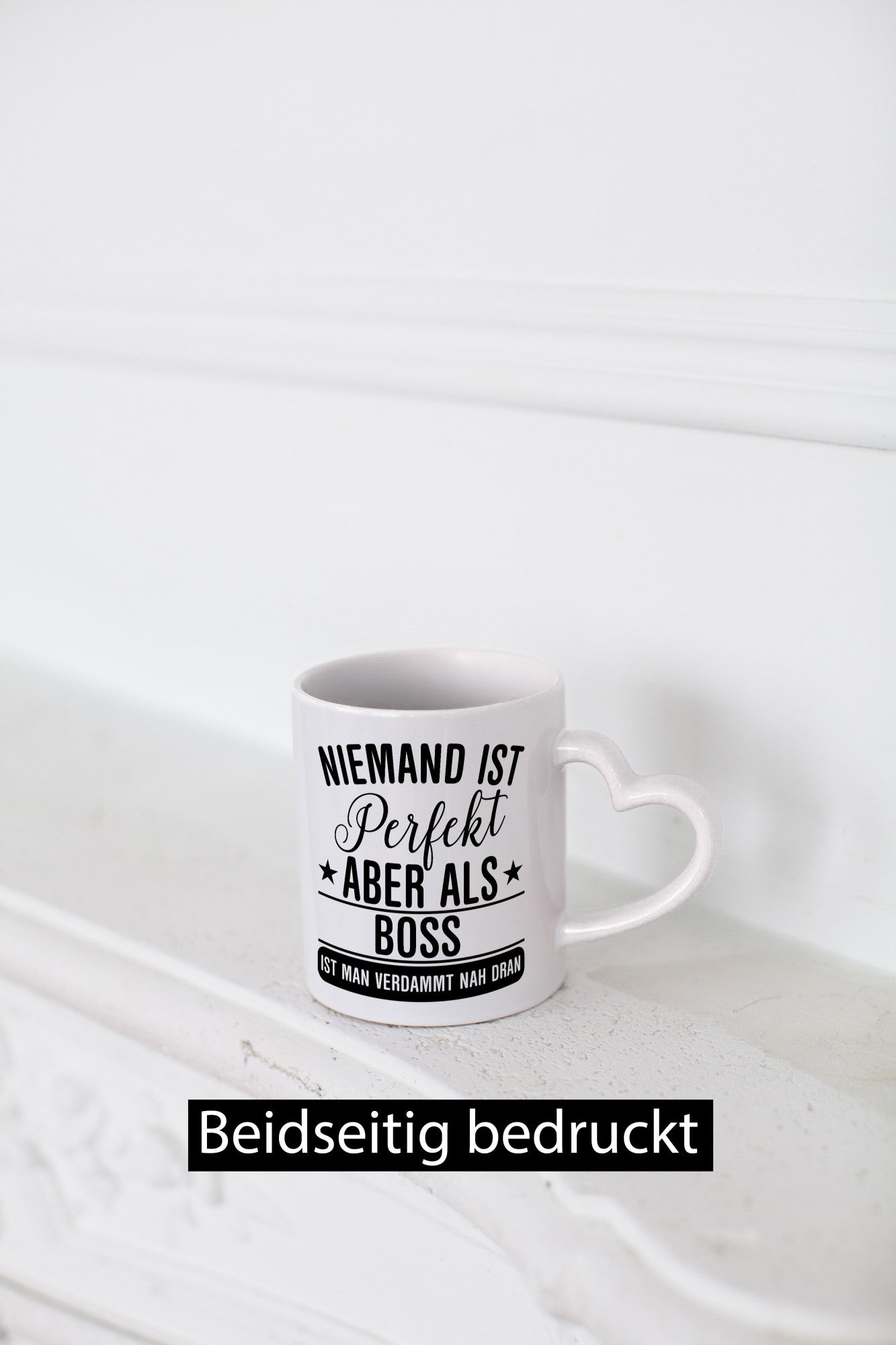 Verdammt nah dran: Boss | Führungskraft Vorgesetzter Humor Geschenkidee Tasse