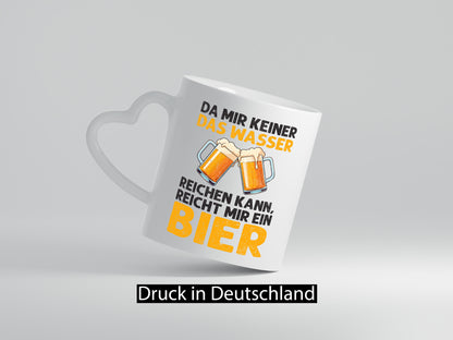 Keiner kann mir das Wasser reichen, also reicht Bier v2 Geschenk Humor