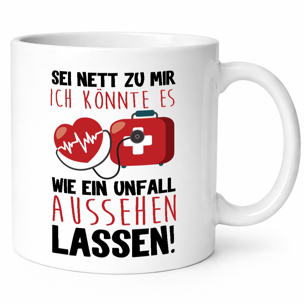 Sei nett zu mir Geschenk Humor Geschenkidee lustiger Spruch Tasse
