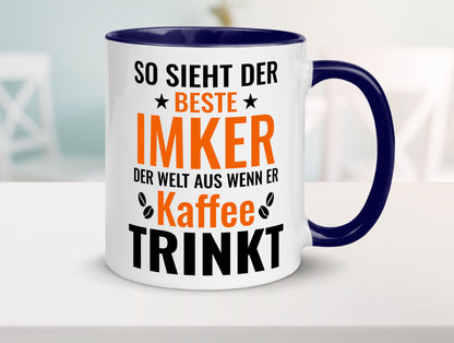 Kaffee trinkt: Imker | Imkerei lustiger Spruch Geschenk Humor Geschenkidee Tasse