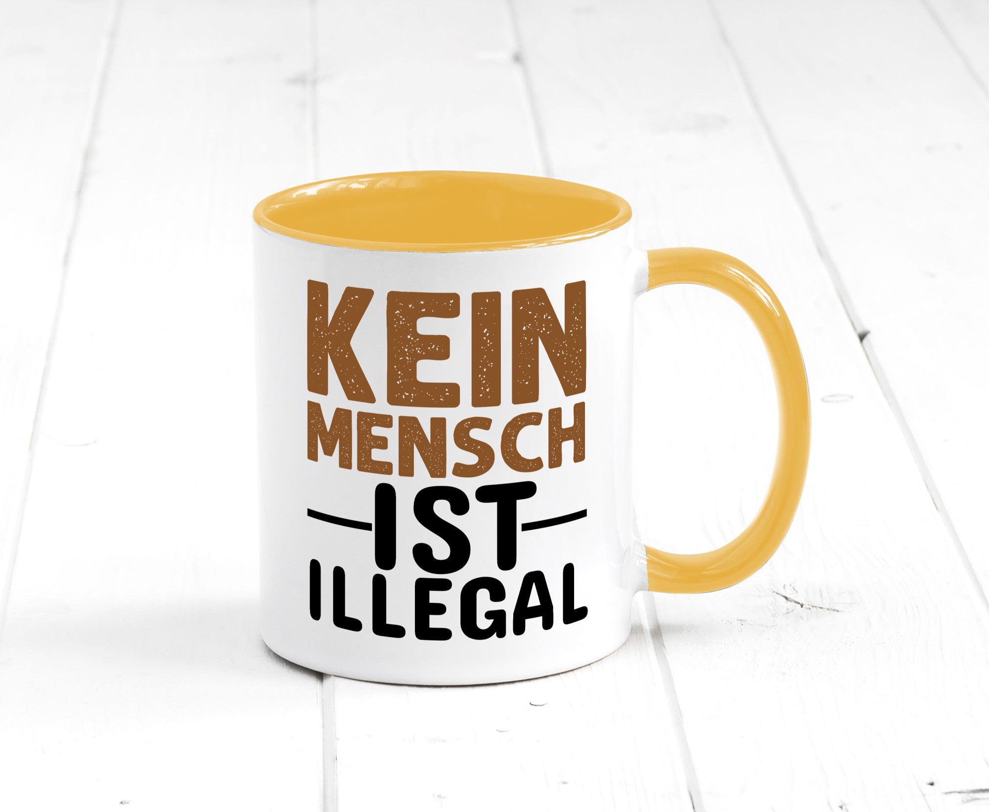 Kein Mensch ist illegal | Spruch Gleichberechtigung Humor Geschenkidee Tasse
