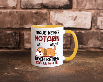 Traue keiner Notarin | Juristin Geschenk Humor Geschenkidee lustiger Spruch