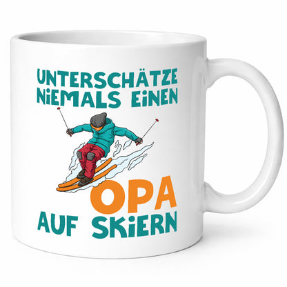 Unterschätze keinen Opa auf Skiern | Skifahrer Schnee Geschenk Familie